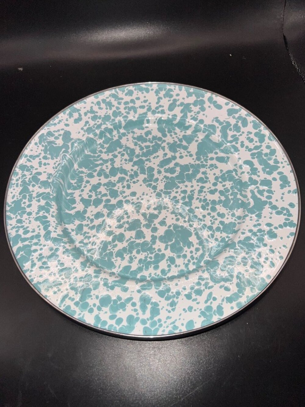 Golden Rabbit Sea Glass Swirl plates and gray platter Enamelware Set Outdoor - Picture 6 of 12